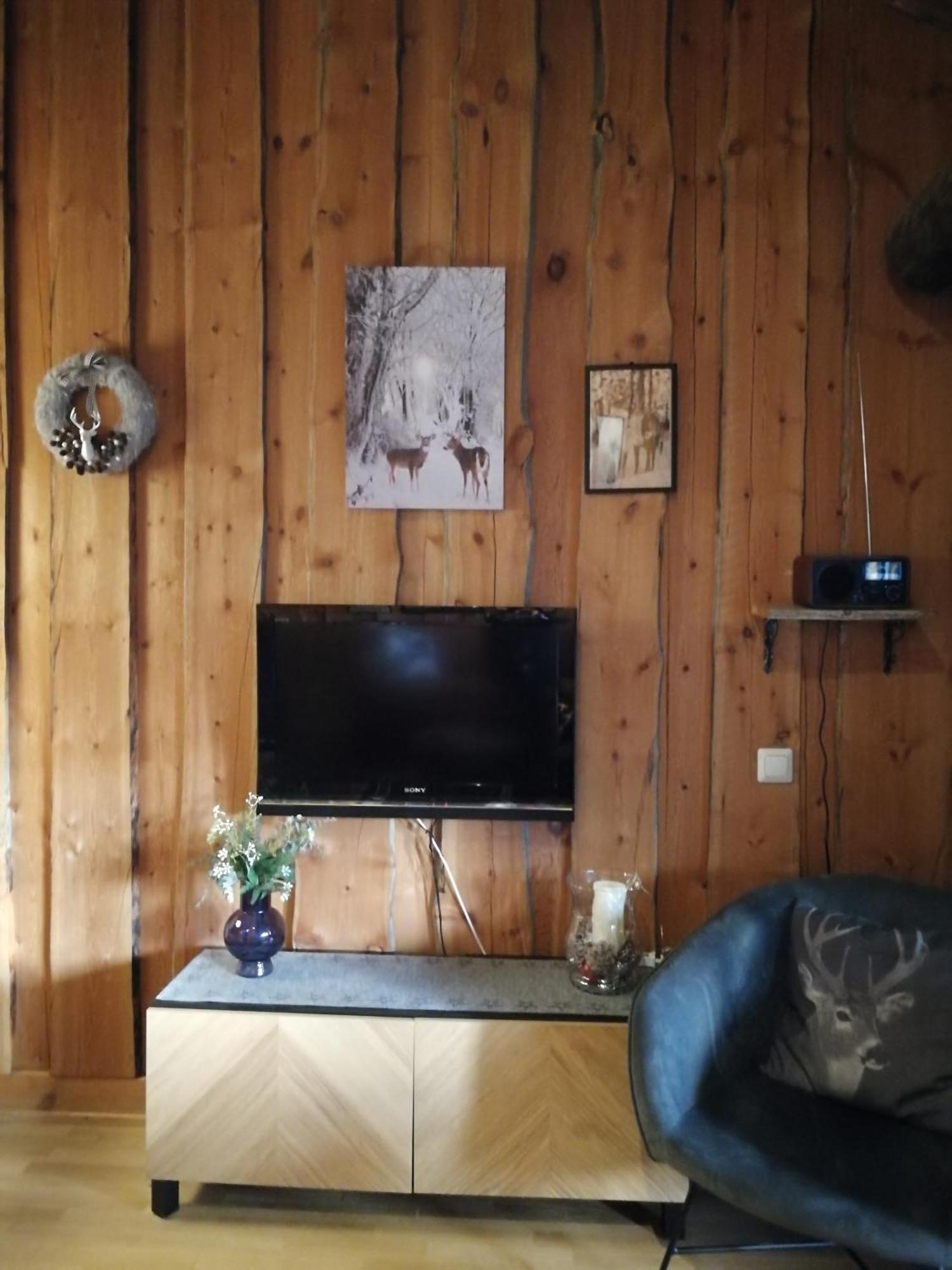 Chill Cave - Logwood Cottage Ruka Buitenkant foto